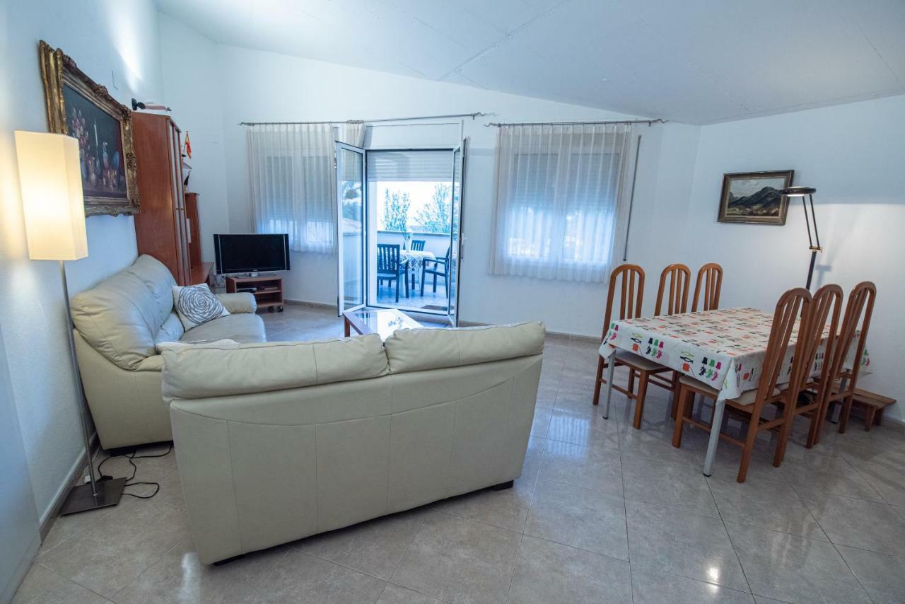 Villa Frente Al Mar Л'Ампола Екстериор снимка